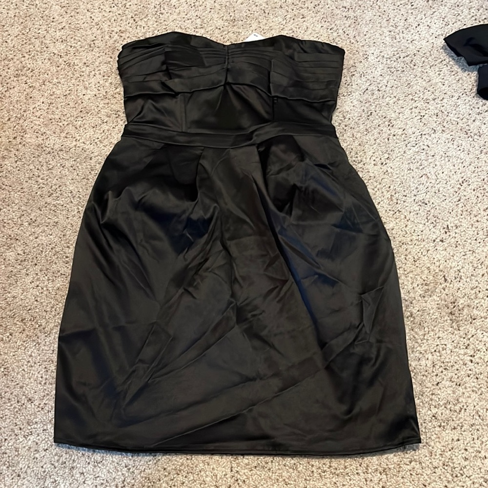 H&M strapless dress. Size 6 .  NWT.